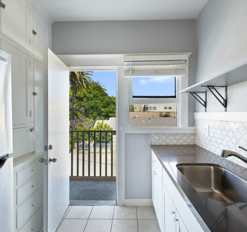 226 Gaviota-Long Beach-097